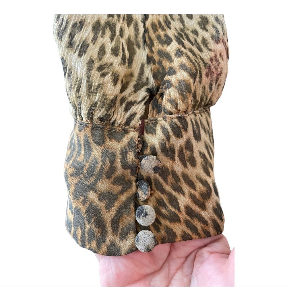 ‎139 LEOPARD PRINT TOP - Picture 2 of 5